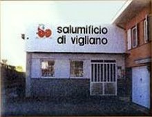 l'ingresso del salumificio di vigliano